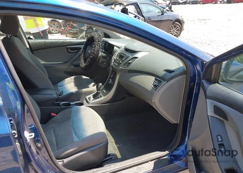 2015 Hyundai Elantra Se z USA, uszkodzony, nr VIN 5NPDH4AE5FH577260